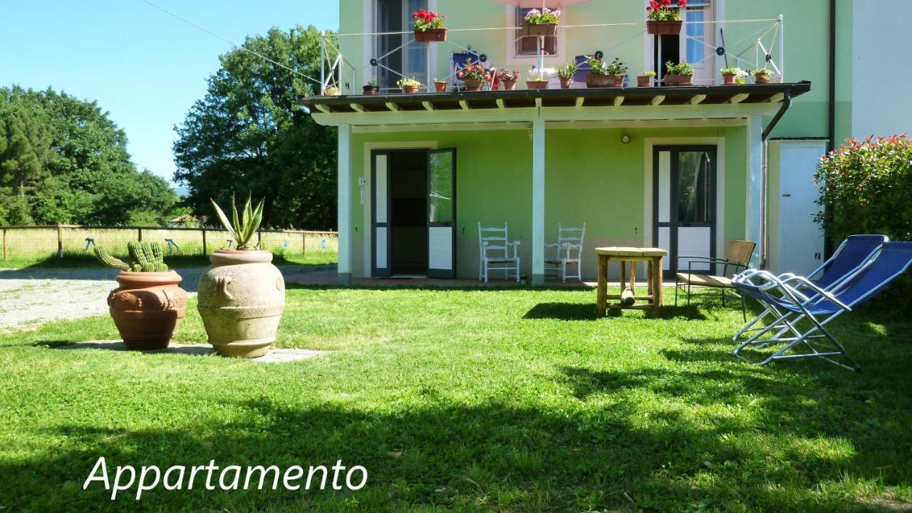 La Casetta Nel Bosco Apartment Altopascio Luaran gambar